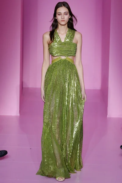 Look 9